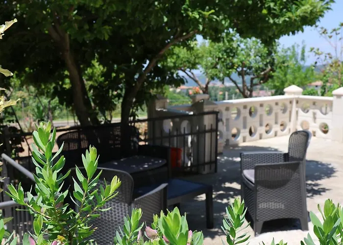Al Giardino فندق مبيت وإفطار 3*